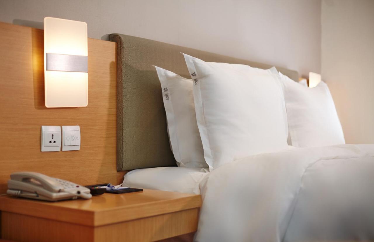 Holiday Inn Express Tangshan Downtown By Ihg Eksteriør billede