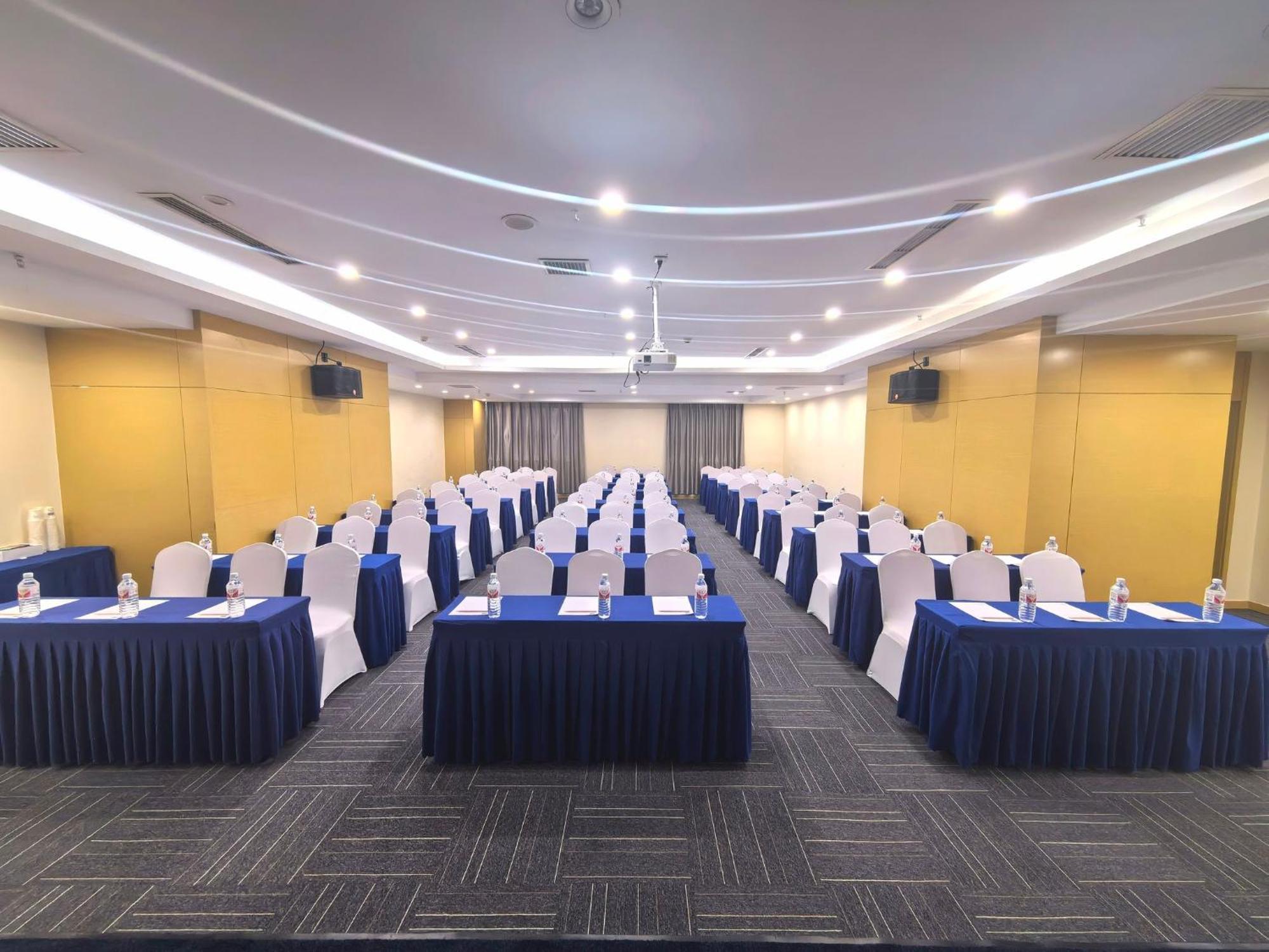 Holiday Inn Express Tangshan Downtown By Ihg Eksteriør billede
